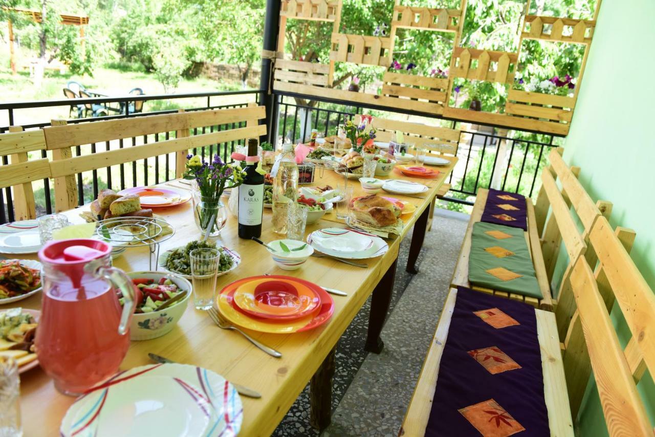 Katnakhpyur Red House Hatis מראה חיצוני תמונה